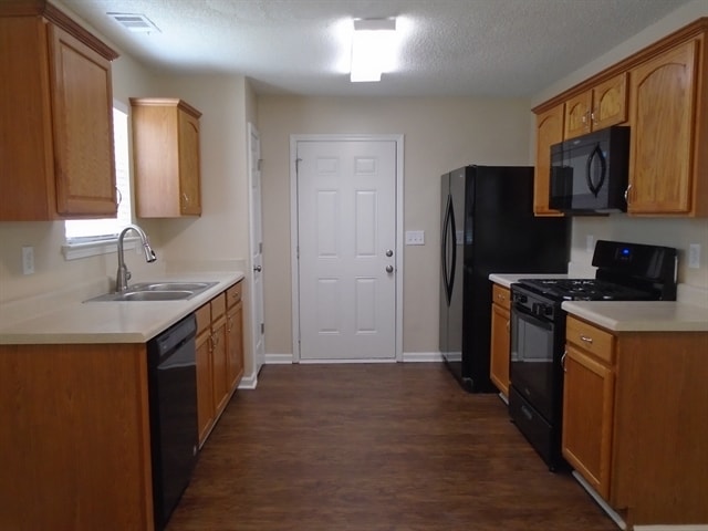 Building Photo - 4075 Angels Dr