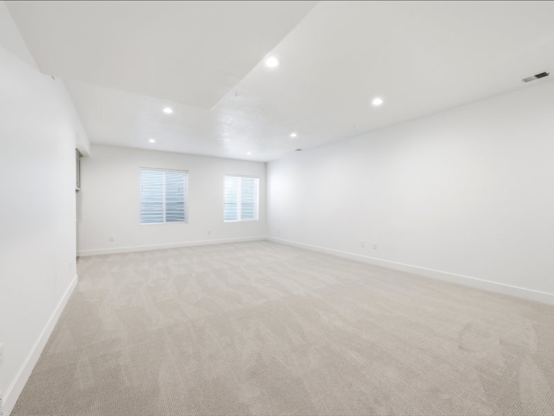 Building Photo - 1681 S 1110 E