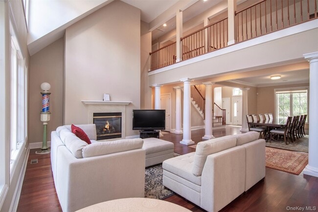 Building Photo - 9 Stony Gate Oval