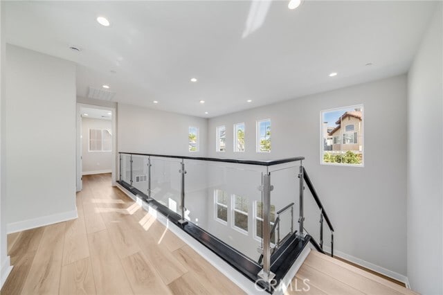 Building Photo - 716 Olivier Dr