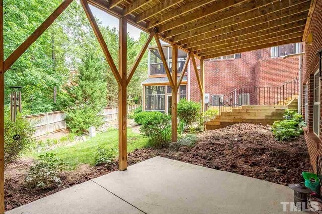 Building Photo - 125 Grande Dr