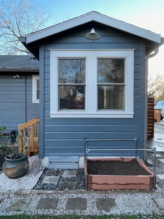 Building Photo - 304 Nelray Blvd