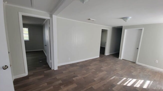 Building Photo - Nice property in Bolivar St, Vidor