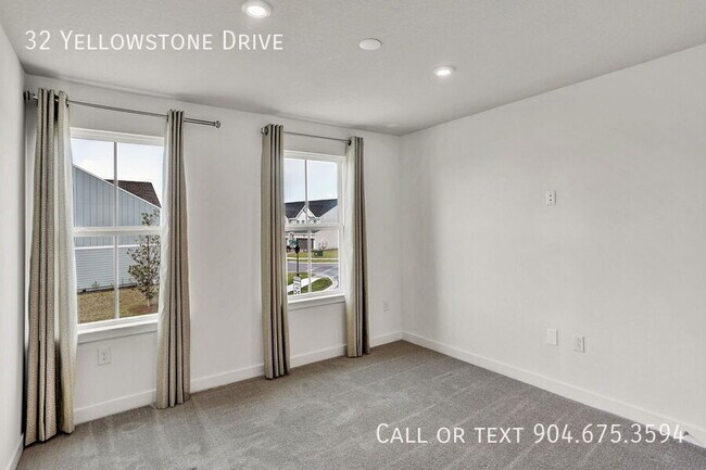 Building Photo - 32 Yellowstone Dr