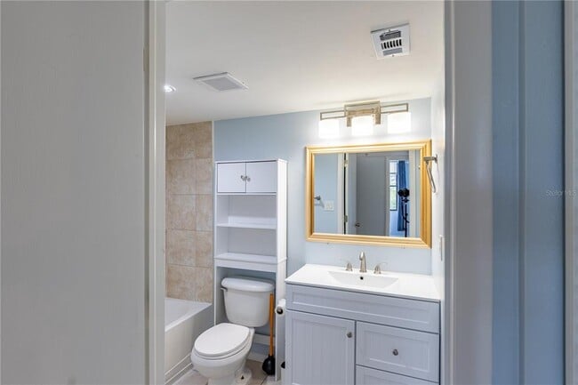 Building Photo - 701 S Madison Ave