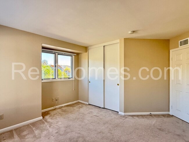 Building Photo - 12613 Crest Knolls Ct