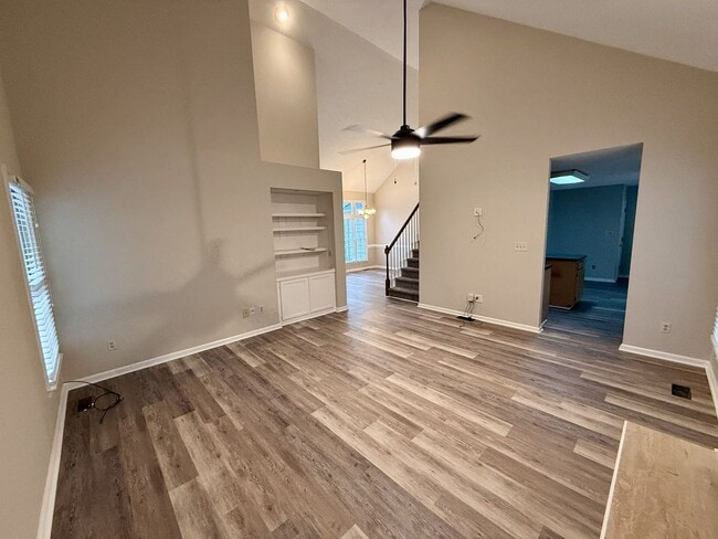 Building Photo - 1024 Laurens Way