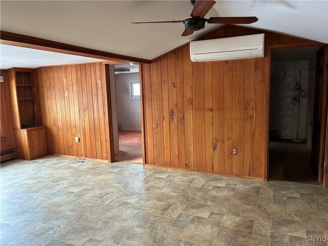 Building Photo - 7470 Perry Rd