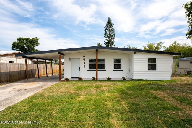 Building Photo - 2295 Allan Adale Rd