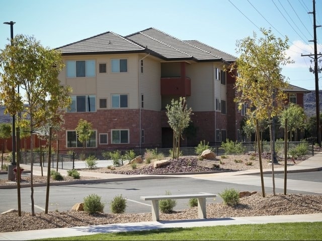 Building Photo - The Village at Heritage Court