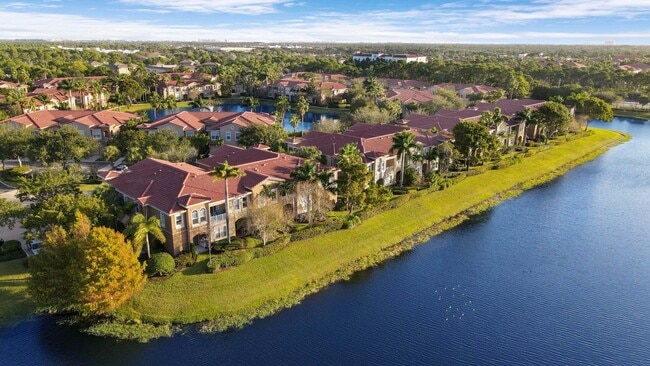 Building Photo - 4921 Bonsai Cir