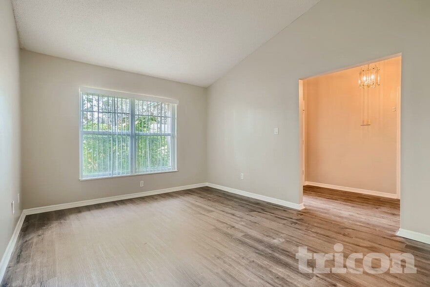 Building Photo - 312 Bahia Cir