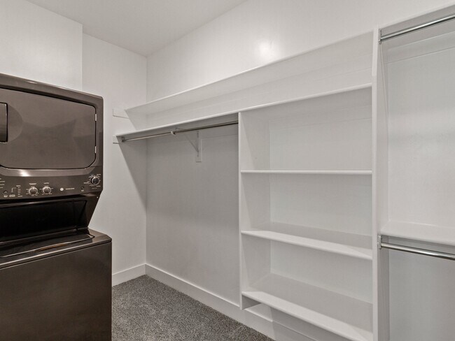 Building Photo - 11599 Dorothy Vista Dr