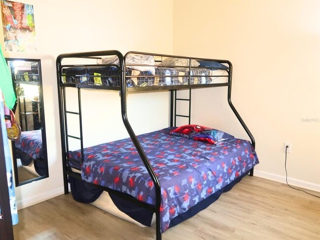 Building Photo - 9114 Tecumseh Dr