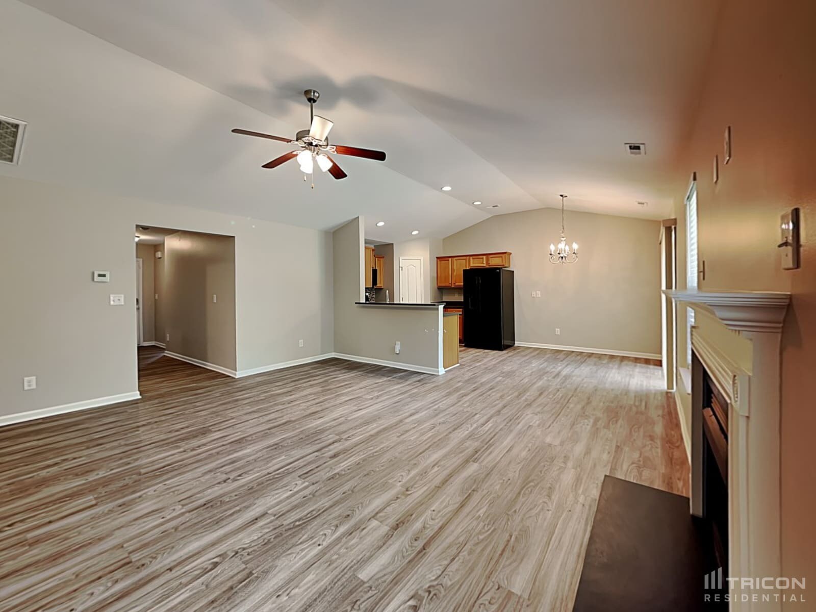 Building Photo - 6235 Leslie Drive