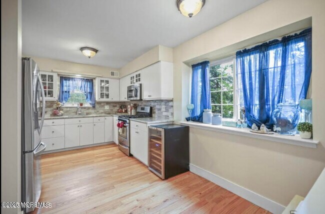 Building Photo - 16 Peachstone Rd