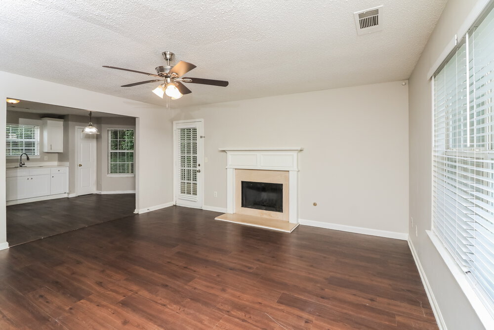 Building Photo - 4125 Clarks Tr