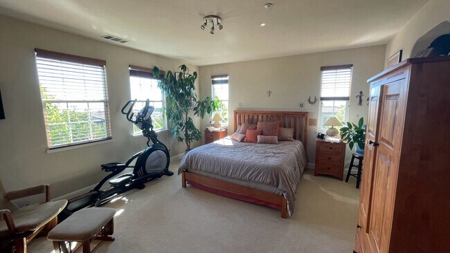 Master Bedroom - 297 Drummond Dr