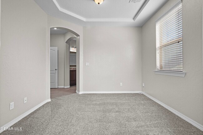 Building Photo - 12640 Mary Ponce Rd