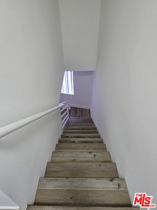 Building Photo - 1811 Malcolm Ave