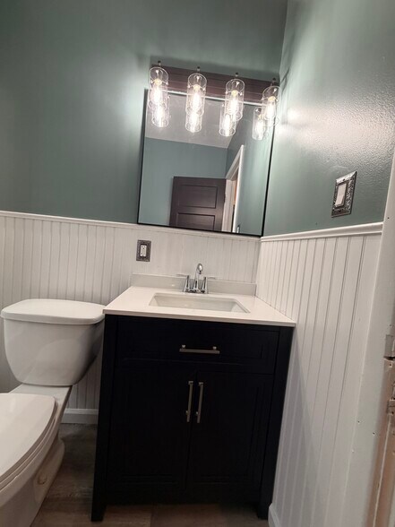 Building Photo - 77 Lovering Ave