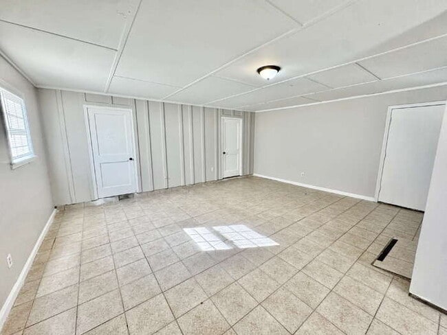 Building Photo - 3411 Emerald St