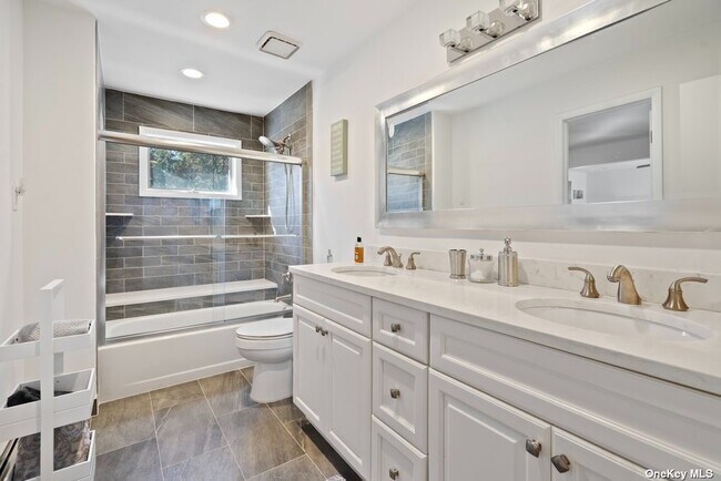 Building Photo - 29 The Grasslands