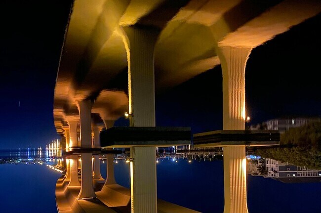 Building Photo - 415 NW Flagler Ave