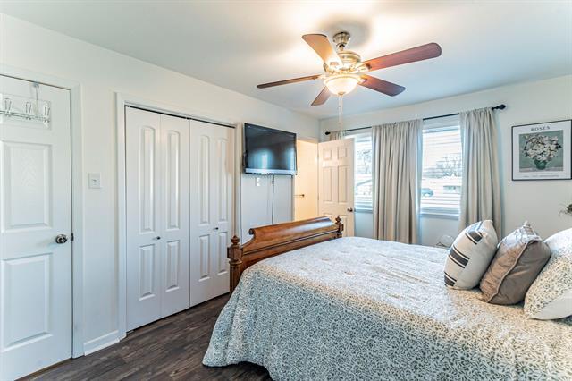 Building Photo - 708 N Stewart St