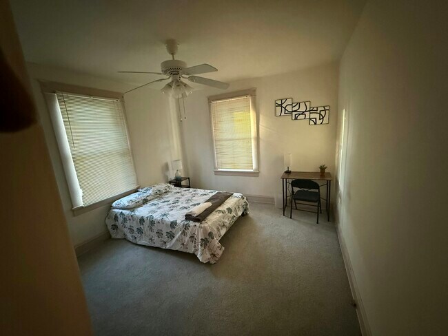 Building Photo - 1815 N 23rd St