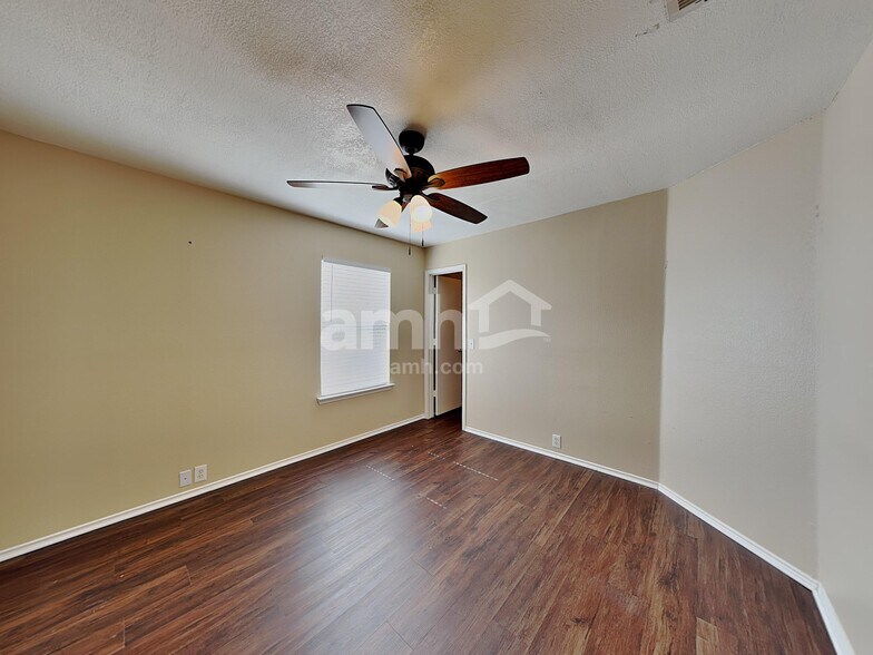 Building Photo - 3104 Pinehurst Ct