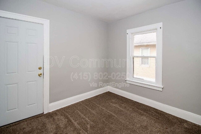 Building Photo - 14112 Edgewood Ave