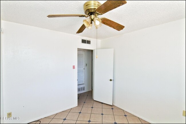 Building Photo - 7817 Caliche Dr