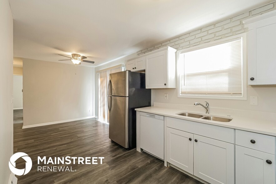 Building Photo - 4803 NW Woody Creek Ln