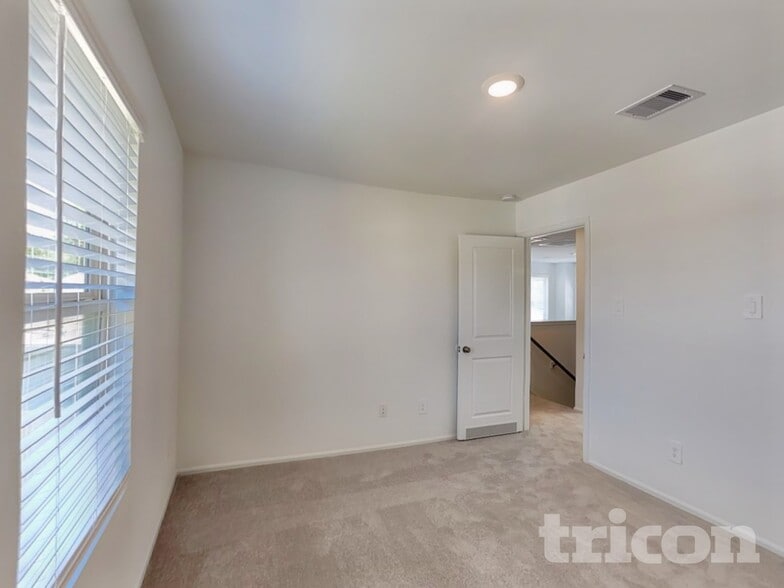 Building Photo - 3023 Twisted Myrtle Dr