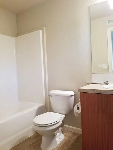 Building Photo - 16715 SW Baseline Rd