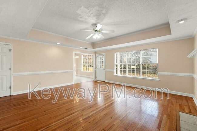 Building Photo - 1063 Waltons Pass