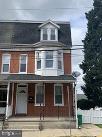 Building Photo - 1159 E King St