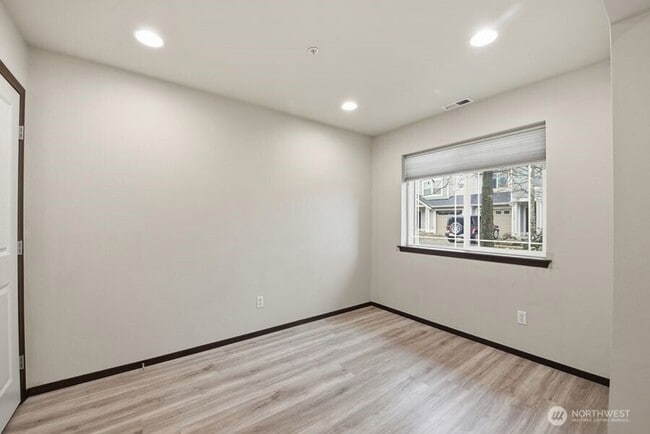 Building Photo - 17603 79th Ave Ct E