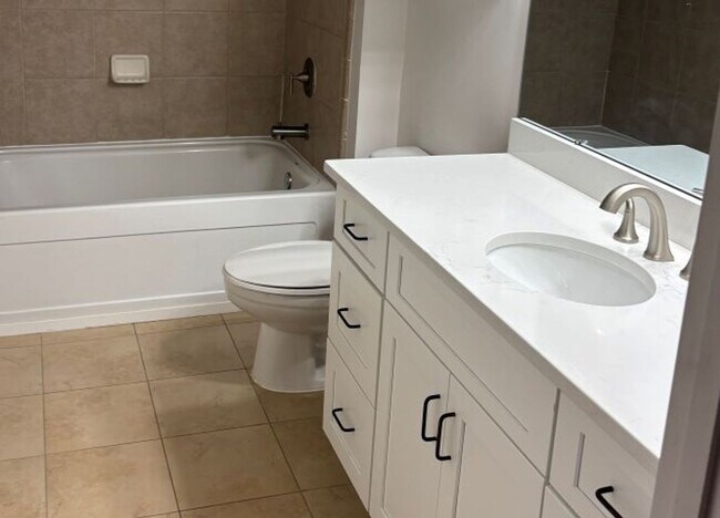 Building Photo - Wonderful 1 bedroom, 1 bathroom studio unit in the heart of the UAB Medical District