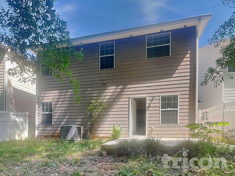 Building Photo - 222 Southwind Ln
