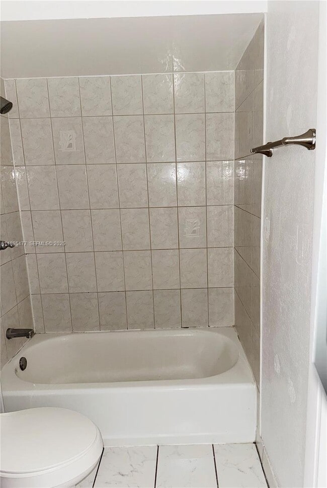 Building Photo - 6024 NW 172nd Terrace