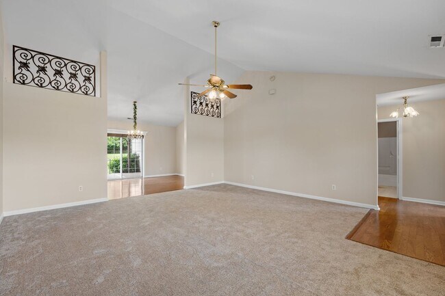 Building Photo - Spacious 3 Bedroom Home Near Downtown Greer with Large Backyard and 2-Car Garage.