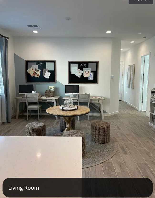 Building Photo - 197 E Gemini Pl