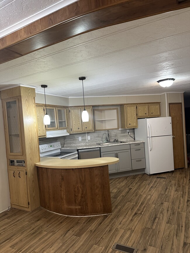 Building Photo - 1837 Gay St