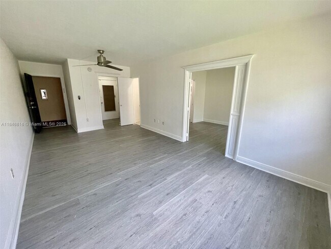 Building Photo - 218 Santillane Ave