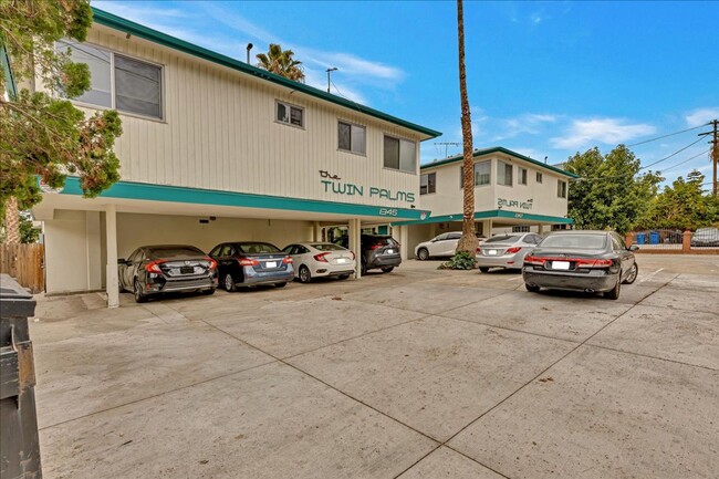 Building Photo - 1347 N Las Palmas Ave