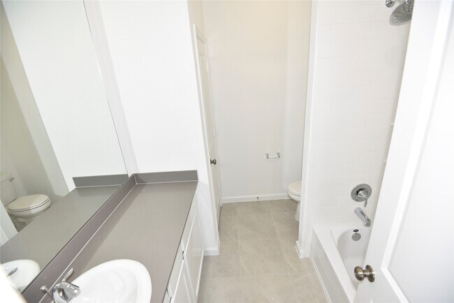 Building Photo - 15524 Leopard Lily Ln