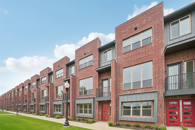 Building Photo - 13351 Goodland St