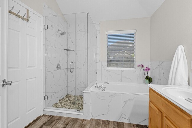Building Photo - 2614 Easton Springs Ct